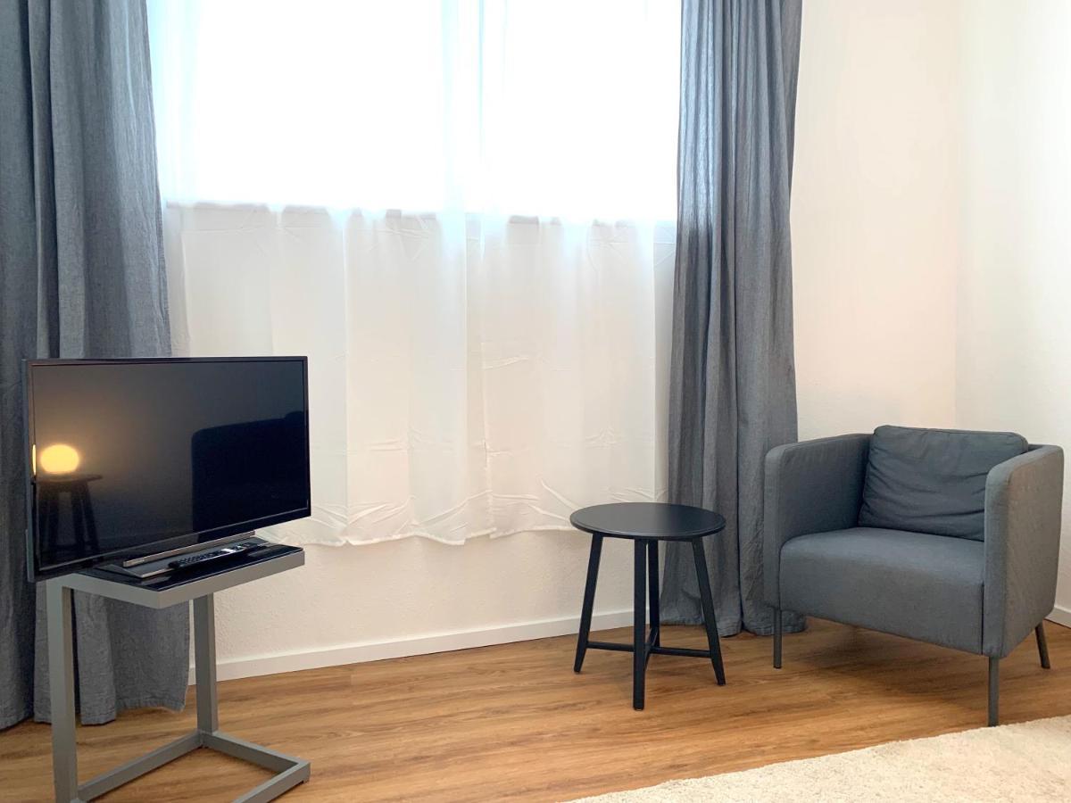 Alles Komplett - 2 Schlafzimmer, Grosse Kueche, Bad Kolín nad Rýnem Exteriér fotografie